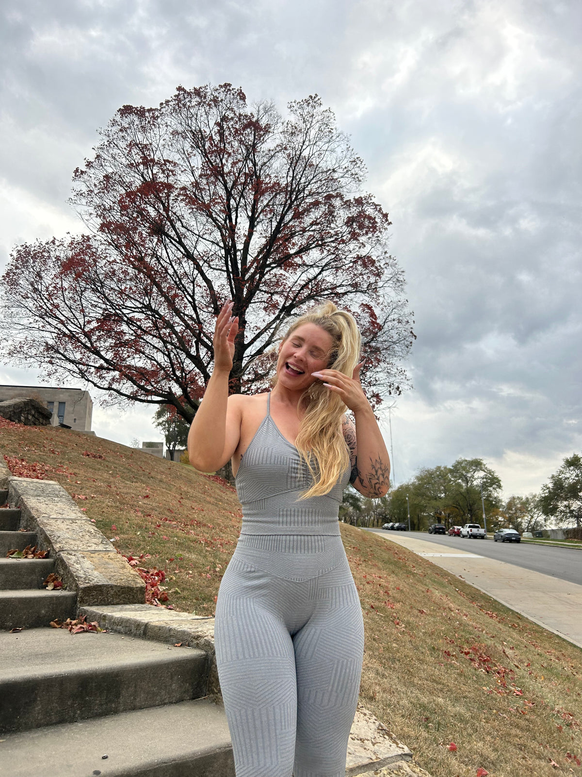 She’s A Ten Leggings